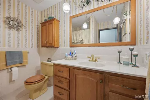 Bath - 3425 Tenbrook Rd, Arnold, MO 63010 photo 3 of 3