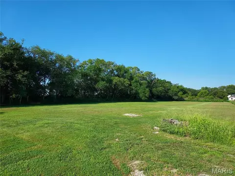 4577 Lauren Dr, Pocahontas, IL 62275