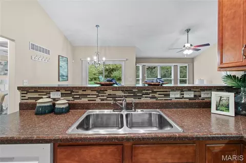 Kitchen - 3038 Ems Glen Ln, Arnold, MO 63010 photo 4 of 5