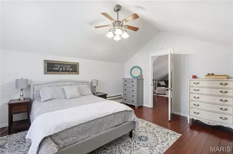 Bedroom - 600 W 2nd St, Washington, MO 63090 photo 4 of 4