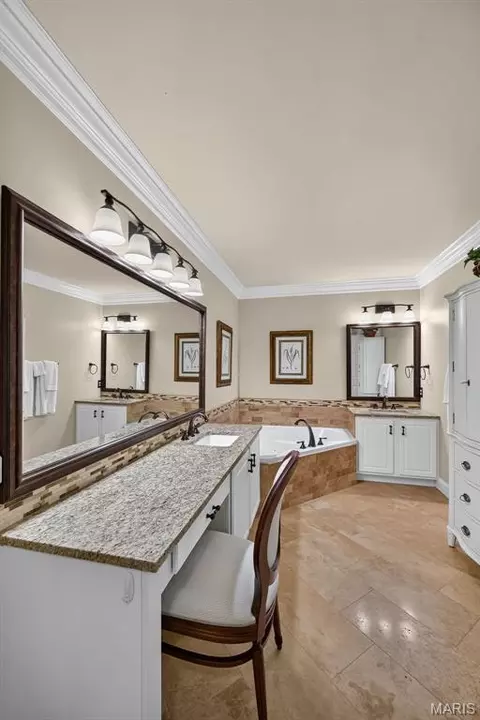 Bath - 730 Longfellow Cir, O'fallon, MO 63366 photo 1 of 6