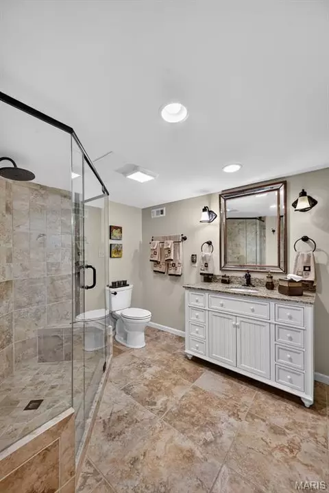Bath - 730 Longfellow Cir, O'fallon, MO 63366 photo 6 of 6