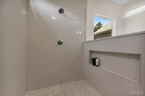 Bath - 310 Red Wing Ct, Troy, MO 63379 photo 7 of 14