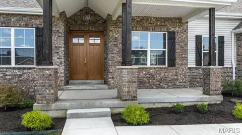 Exterior - 310 Red Wing Ct, Troy, MO 63379 photo 4 of 8
