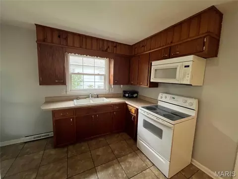 Kitchen - 107 E 6th St, Dixon, MO 65459 photo 5 of 5
