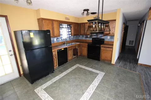 Kitchen - 108 Eric St, Fredericktown, MO 63645 photo 1 of 2