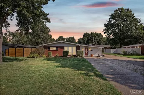 803 Amherst Dr, East Alton, IL 62024