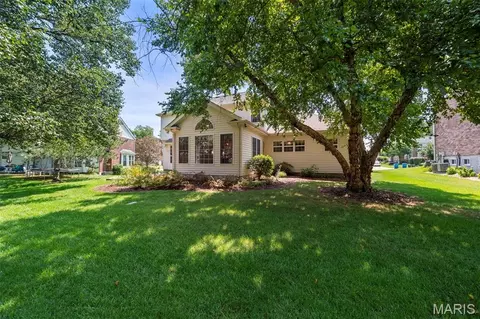 Exterior - 70 Log Hill Ln, Ballwin, MO 63011 photo 8 of 9