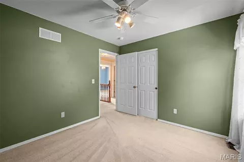 Bedroom - 70 Log Hill Ln, Ballwin, MO 63011 photo 4 of 8