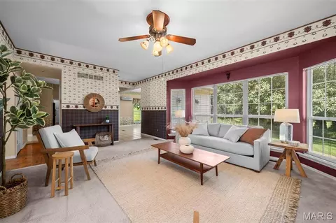 Living - 70 Log Hill Ln, Ballwin, MO 63011 photo 2 of 4
