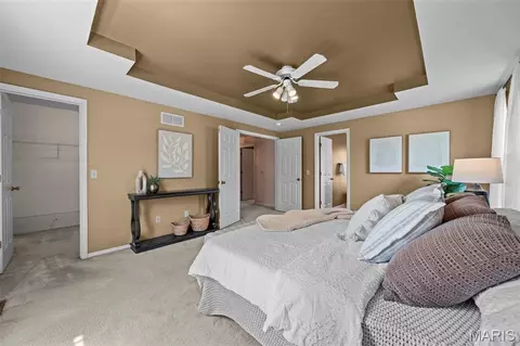 Bedroom - 70 Log Hill Ln, Ballwin, MO 63011 photo 1 of 8