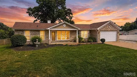 Exterior - 262 W Skyline Dr, Ballwin, MO 63011 photo 18 of 18