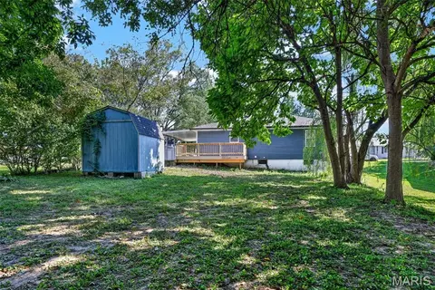Exterior - 117 Saint Joseph Ave, O'fallon, MO 63366 photo 7 of 9