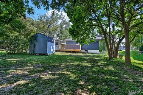 Exterior - 117 Saint Joseph Ave, O'fallon, MO 63366 photo 8 of 9