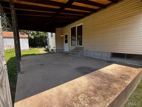 Exterior - 2369 Saint Joseph Dr, Arnold, MO 63010 photo 5 of 7