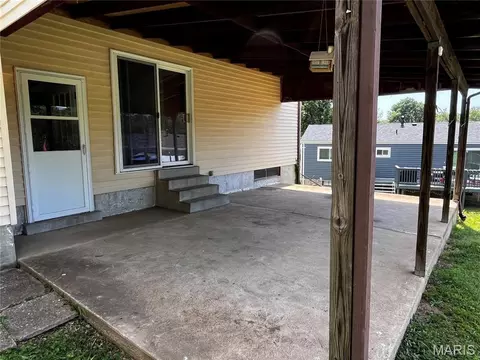 Exterior - 2369 Saint Joseph Dr, Arnold, MO 63010 photo 4 of 7