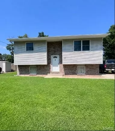 135 Central Ave, Granite City, IL 62040