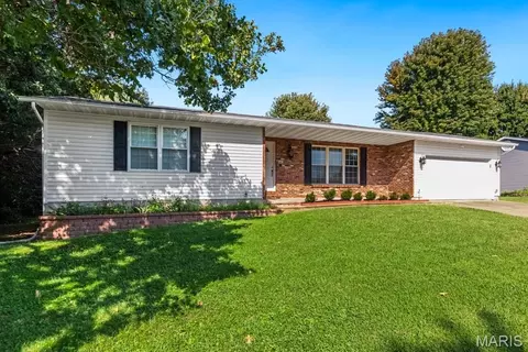 Exterior - 641 Falcon Dr, Sullivan, MO 63080 photo 2 of 7