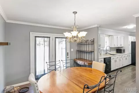 Dining - 641 Falcon Dr, Sullivan, MO 63080 photo 3 of 3