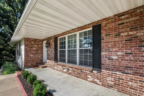 Exterior - 641 Falcon Dr, Sullivan, MO 63080 photo 3 of 7