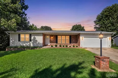 Exterior - 641 Falcon Dr, Sullivan, MO 63080 photo 7 of 7
