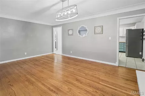 Living - 607 S Augusta St, O'fallon, IL 62269 photo 2 of 6