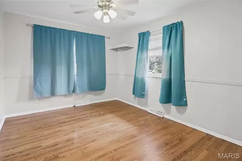 Bedroom - 607 S Augusta St, O'fallon, IL 62269 photo 5 of 6
