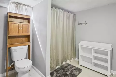 Bath - 607 S Augusta St, O'fallon, IL 62269 photo 4 of 5