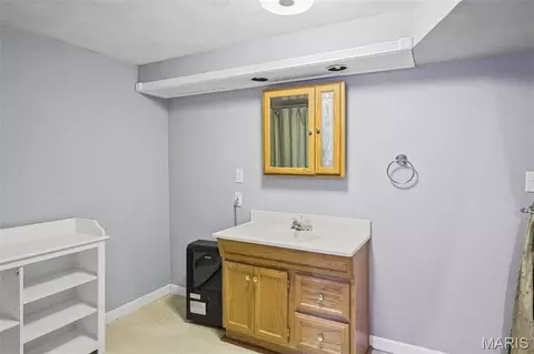 Bath - 607 S Augusta St, O'fallon, IL 62269 photo 5 of 5