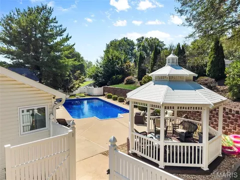 Exterior - 362 Round Tower Dr, Cottleville, MO 63304 photo 11 of 12