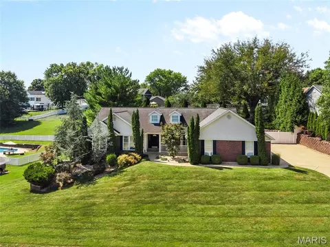 Exterior - 362 Round Tower Dr, Cottleville, MO 63304 photo 5 of 12