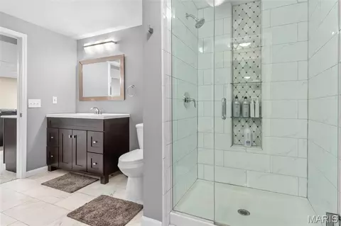 Bath - 362 Round Tower Dr, Cottleville, MO 63304 photo 6 of 6