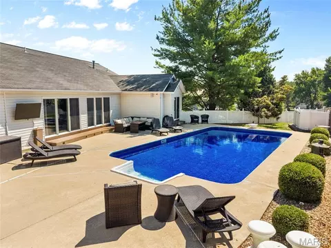 Exterior - 362 Round Tower Dr, Cottleville, MO 63304 photo 8 of 12