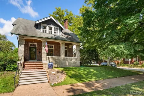 1103 Bellerive Blvd, Saint Louis, MO 63111