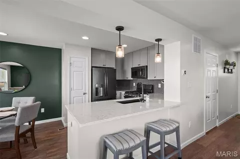 Kitchen - 2203 Windswept Farms Dr, Eureka, MO 63025 photo 1 of 4