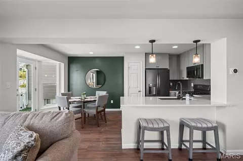 Dining - 2203 Windswept Farms Dr, Eureka, MO 63025 photo 1 of 4