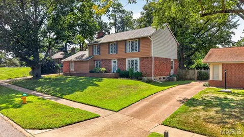 Exterior - 689 Henry Ave, Ballwin, MO 63011 photo 6 of 6