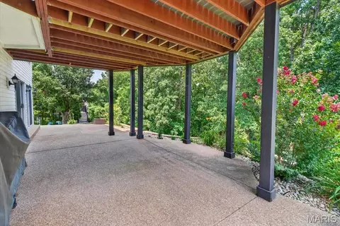 Exterior - 1028 Stone Spring Ct, Eureka, MO 63025 photo 8 of 15
