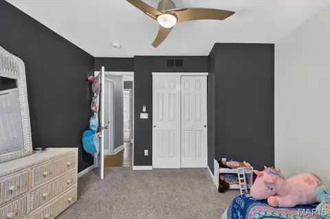 Bedroom - 1028 Stone Spring Ct, Eureka, MO 63025 photo 4 of 8