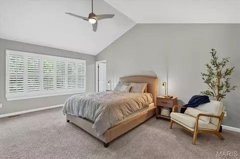 Bedroom - 1028 Stone Spring Ct, Eureka, MO 63025 photo 5 of 8