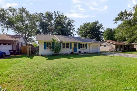 Exterior - 515 Mobile St, Brighton, IL 62012 photo 6 of 6