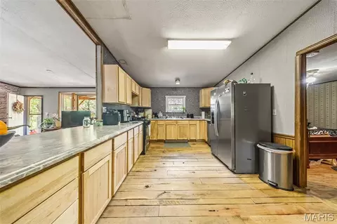 12502 Bell Rd, Roby, MO 65557 photo 8