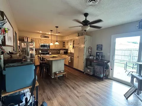 Kitchen - 700 N Two Mile Rd, Dexter, MO 63841 photo 1 of 3