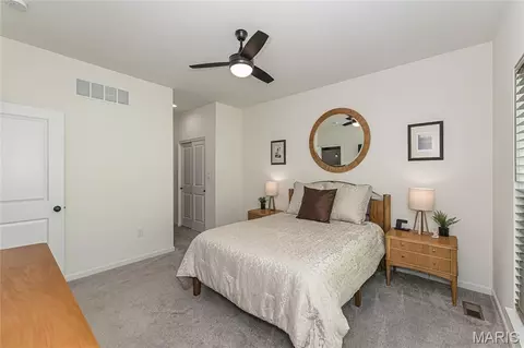 Bedroom - 922 Boulder Crest Ct, Eureka, MO 63025 photo 2 of 9