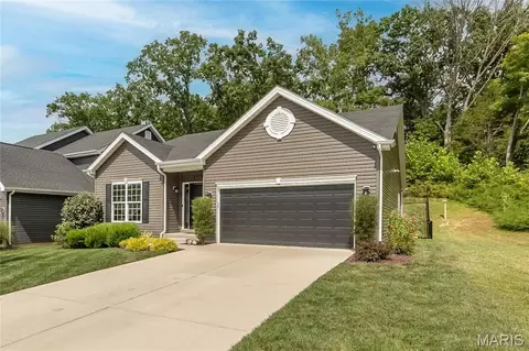 Exterior - 922 Boulder Crest Ct, Eureka, MO 63025 photo 2 of 8