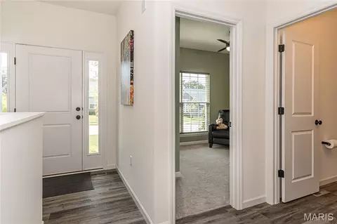Entry Way - 922 Boulder Crest Ct, Eureka, MO 63025 photo 1 of 2