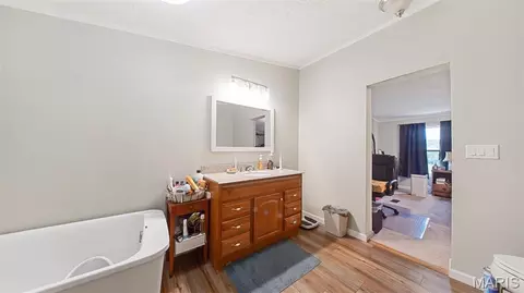 Bath - 18455 County Road 5310, Rolla, MO 65401 photo 2 of 3