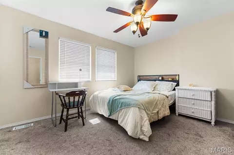 Bedroom - 903 Hampton Ct, Belleville, IL 62223 photo 1 of 3
