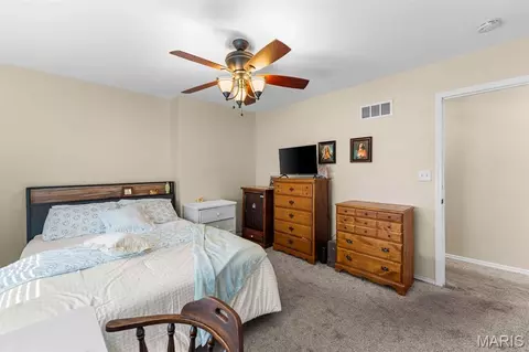 Bedroom - 903 Hampton Ct, Belleville, IL 62223 photo 2 of 3