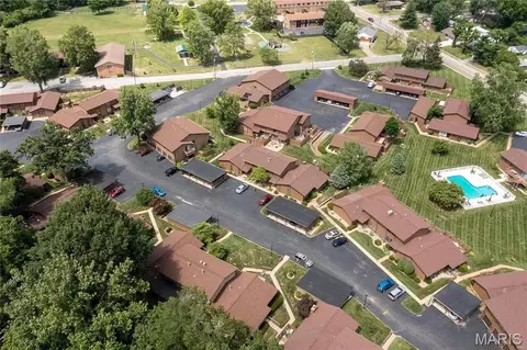 View/Area - 903 Hampton Ct, Belleville, IL 62223 photo 1 of 1